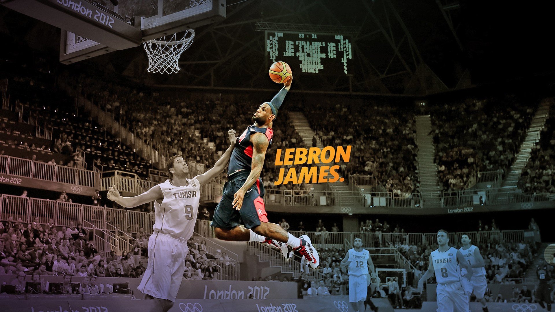 2017年西部半决赛：在“火箭之夜”中，库里连续投中数个超远三分，帮助勇士大比分领先