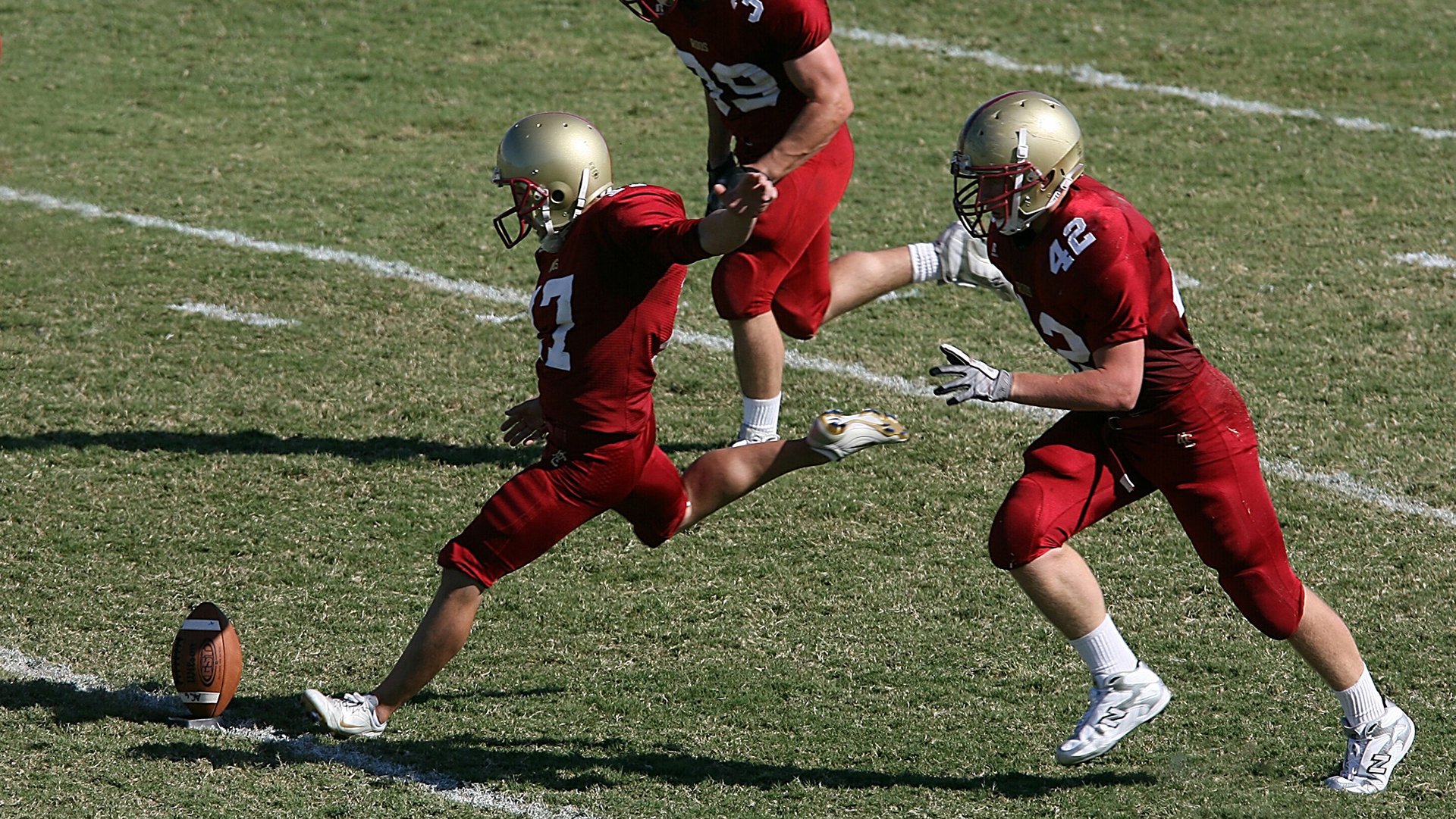_荒野探秘跑：自然中挑战极限_，荒野探险之旅